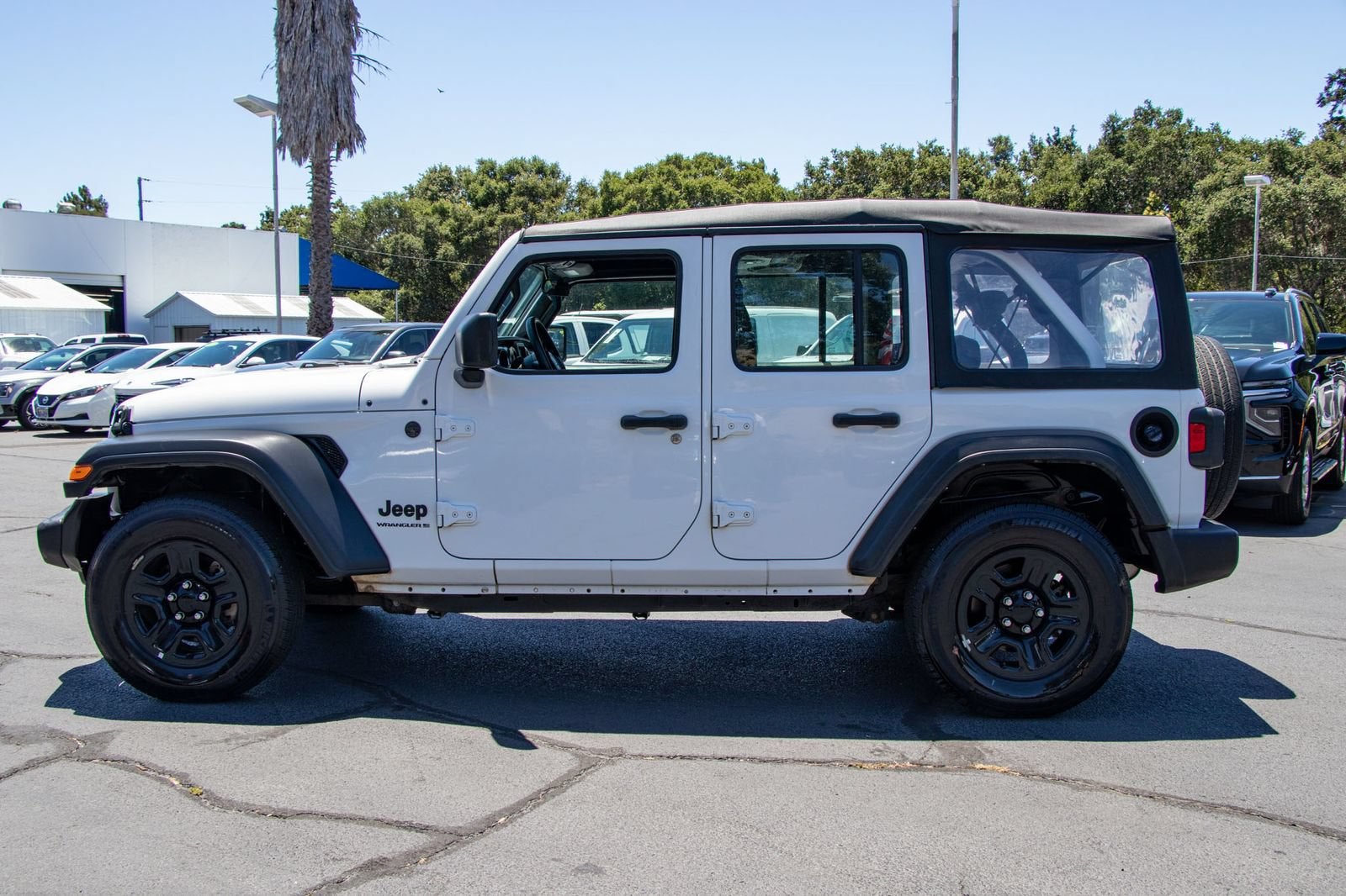 2023 Jeep Wrangler Sport