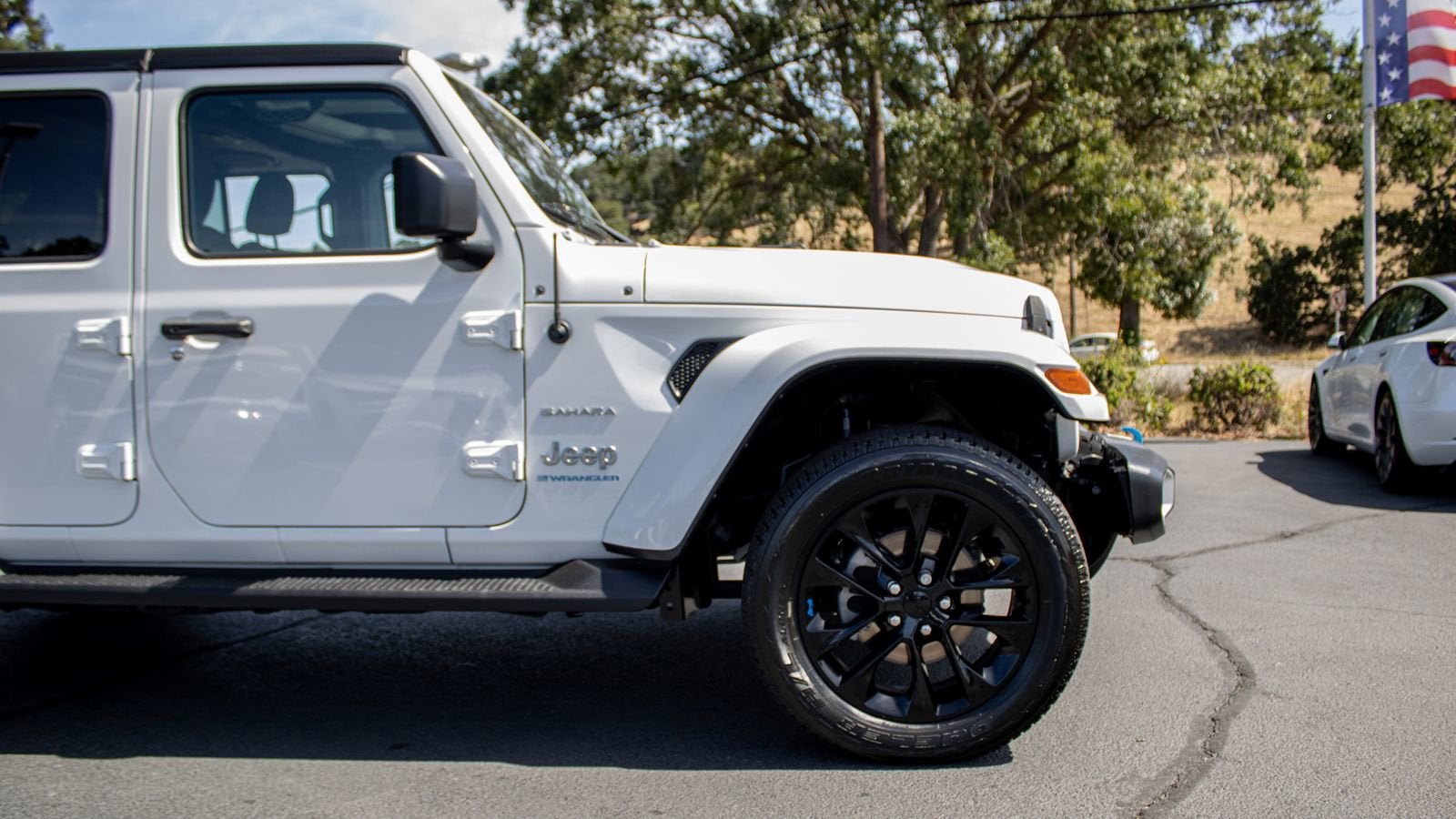 2023 Jeep Wrangler 4xe Sahara 4x4