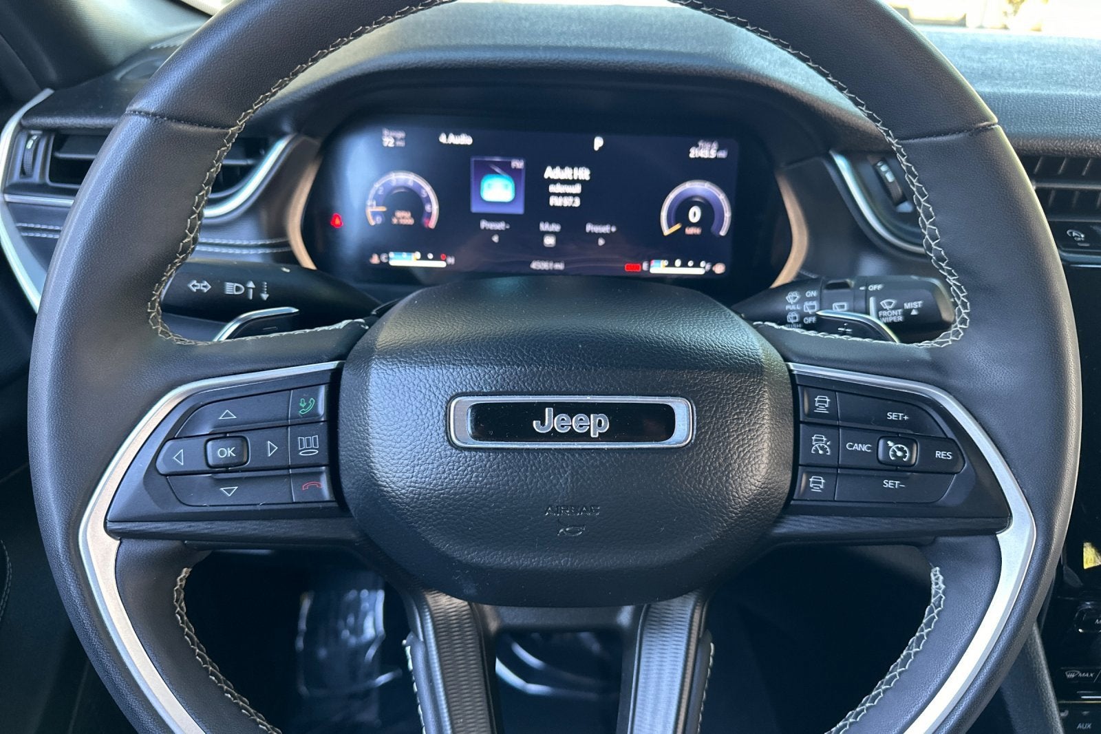 2023 Jeep Grand Cherokee L Altitude 4x4