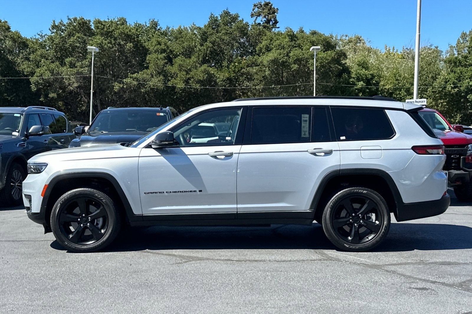 2023 Jeep Grand Cherokee L Altitude 4x4