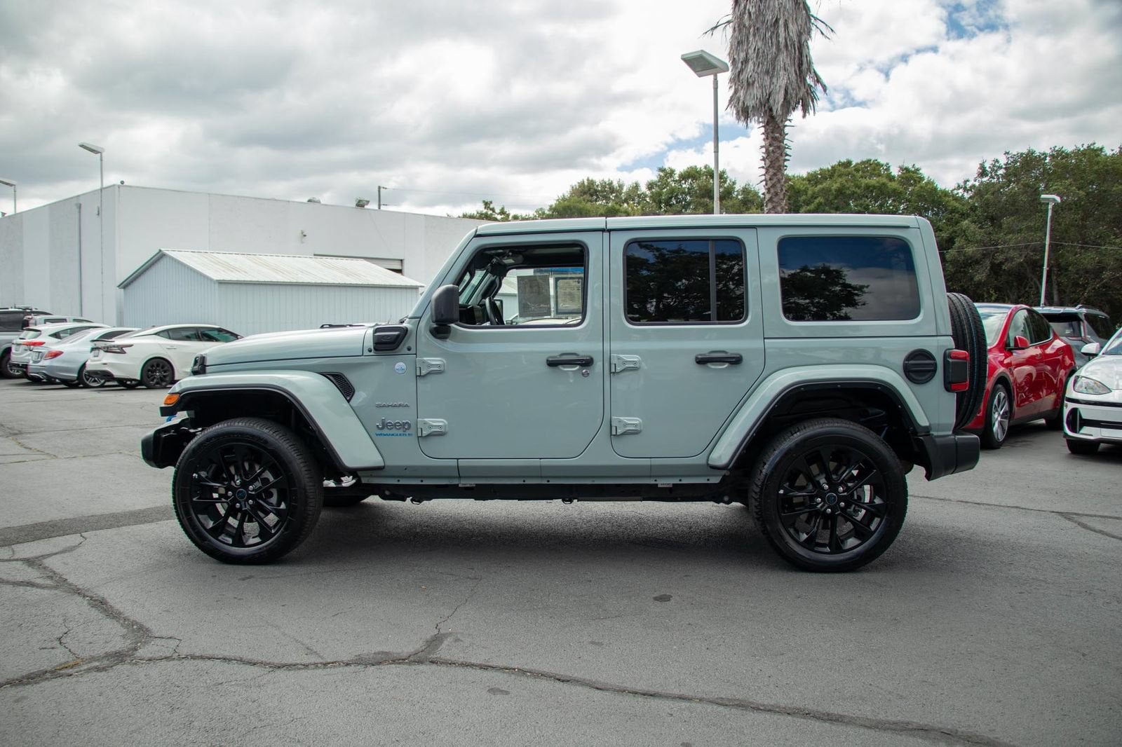 2024 Jeep Wrangler 4xe Sahara