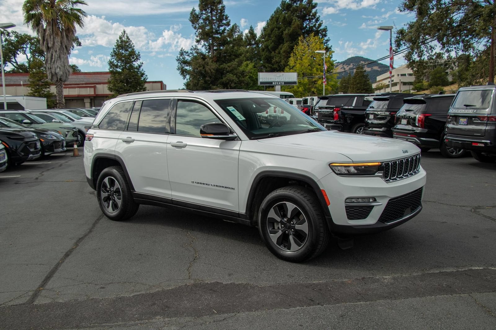 2024 Jeep Grand Cherokee 4xe 4DR 4WD