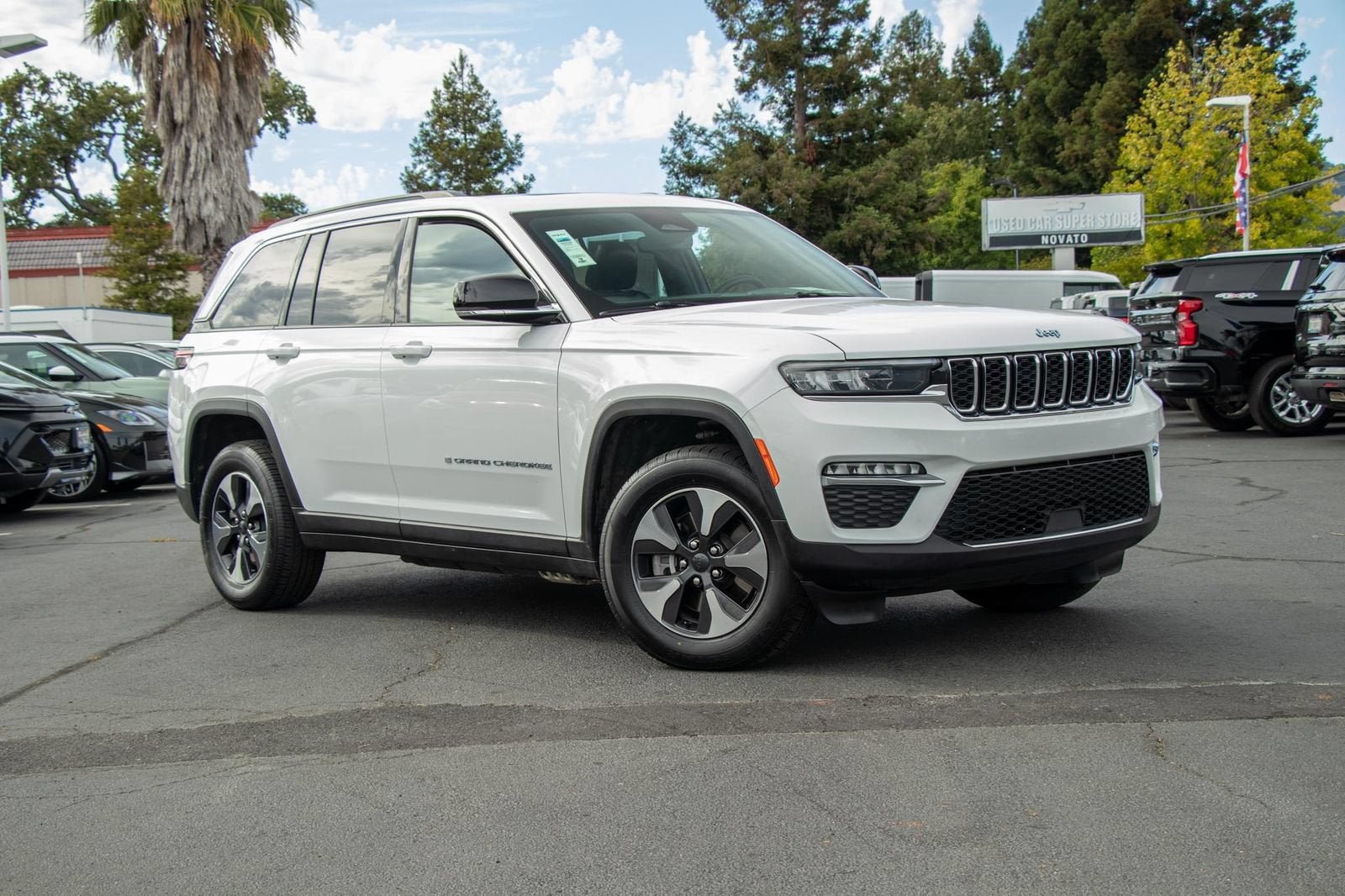 2024 Jeep Grand Cherokee 4xe 4DR 4WD