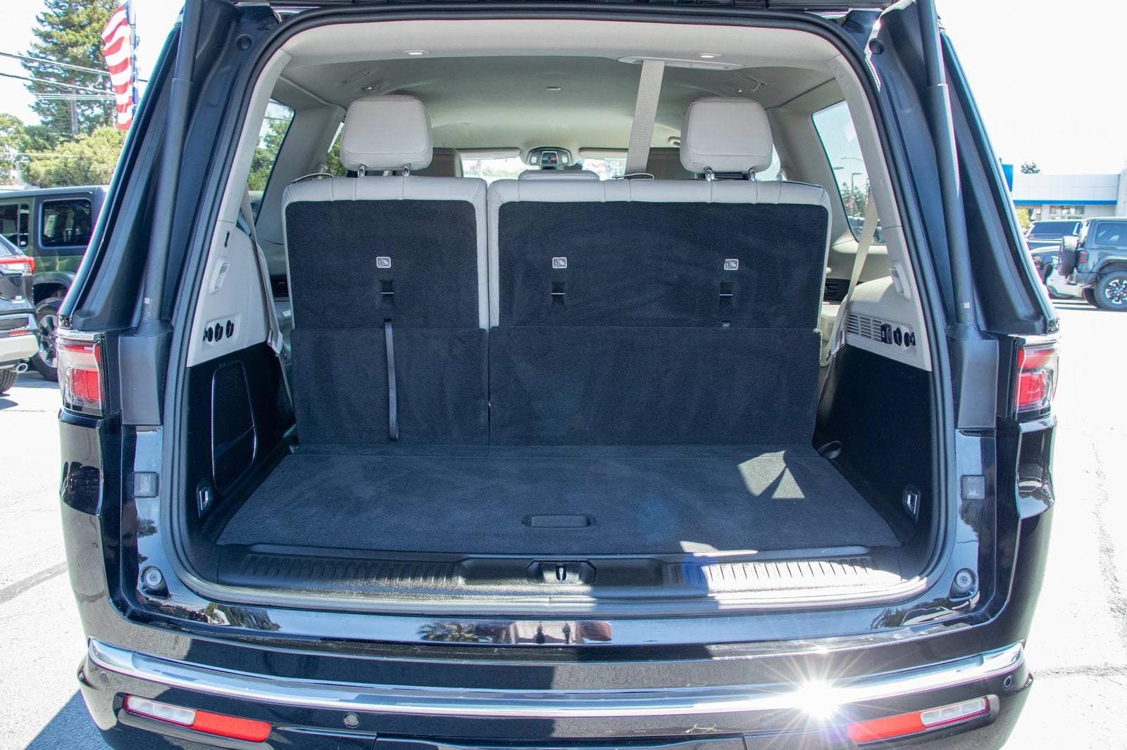 2024 Jeep Wagoneer Series II