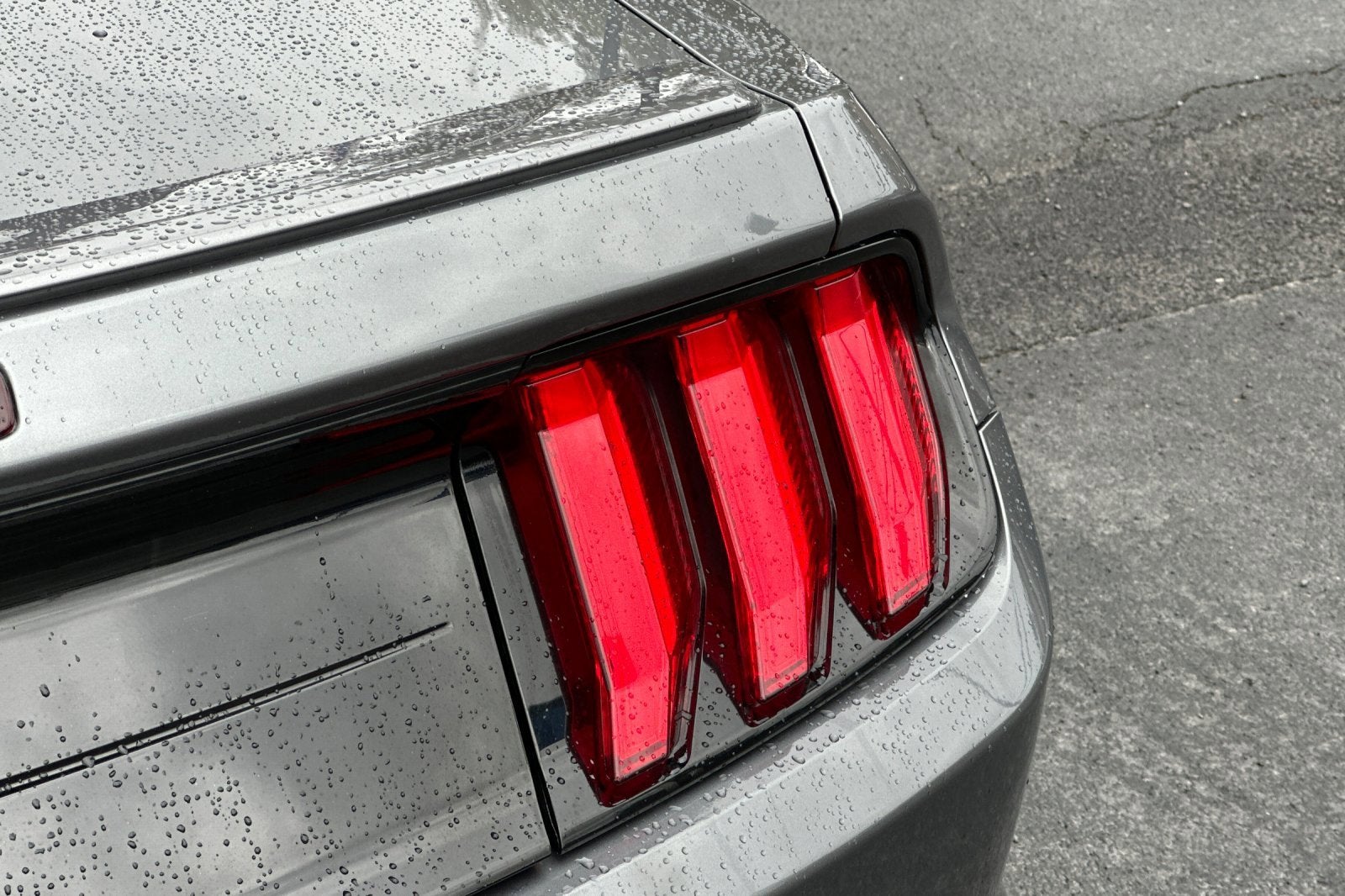 2022 Ford Mustang EcoBoost Premium Convertible