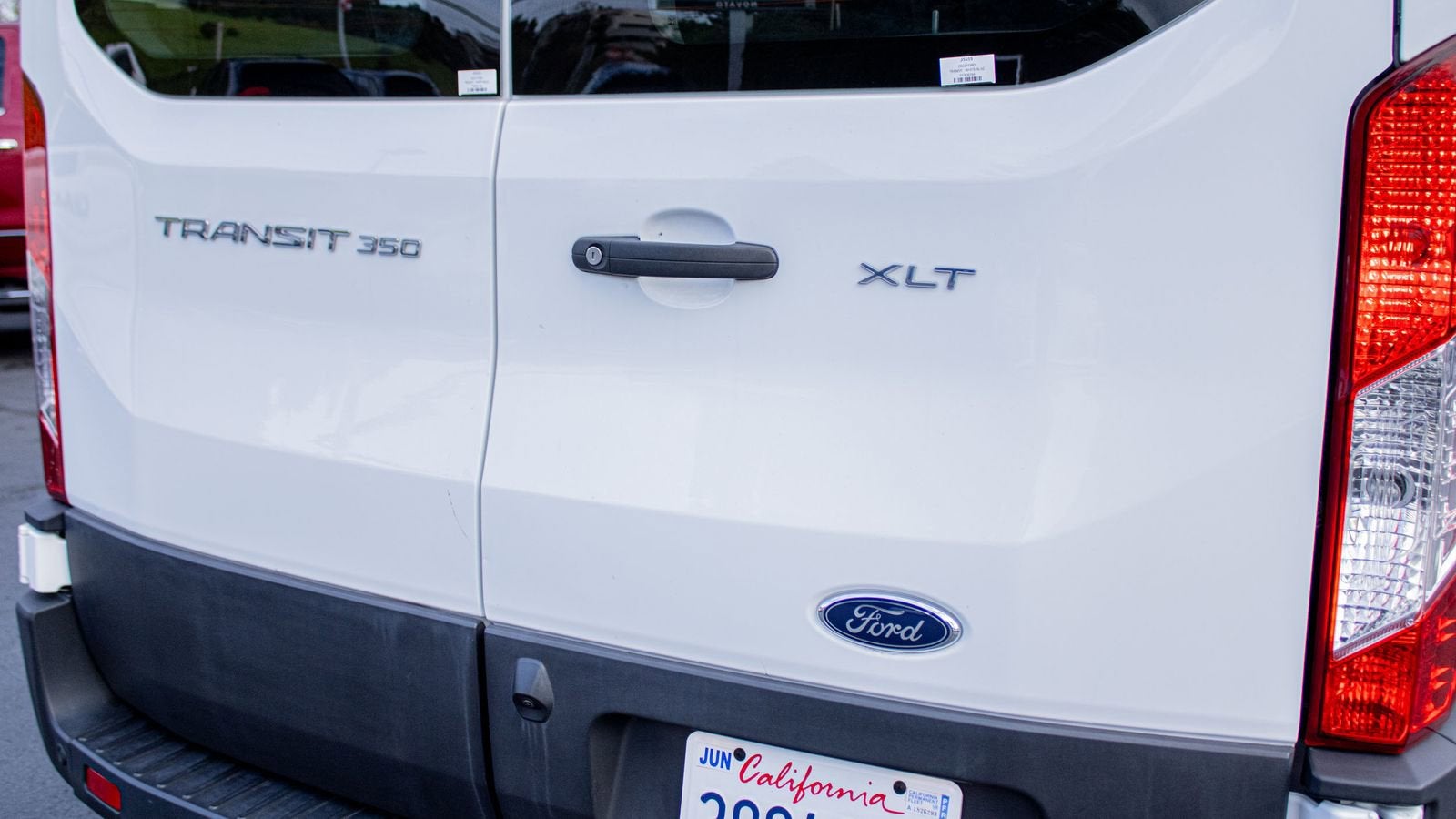 2023 Ford Transit Passenger Wagon XL
