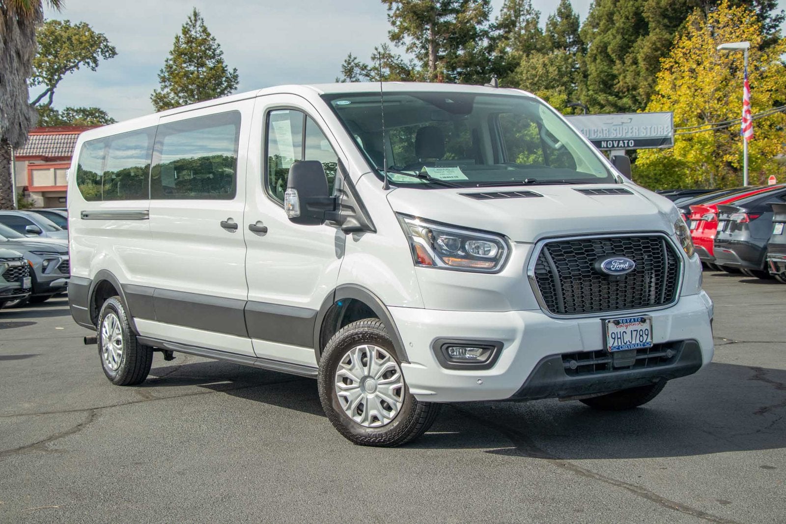 2023 Ford Transit Passenger Wagon XL