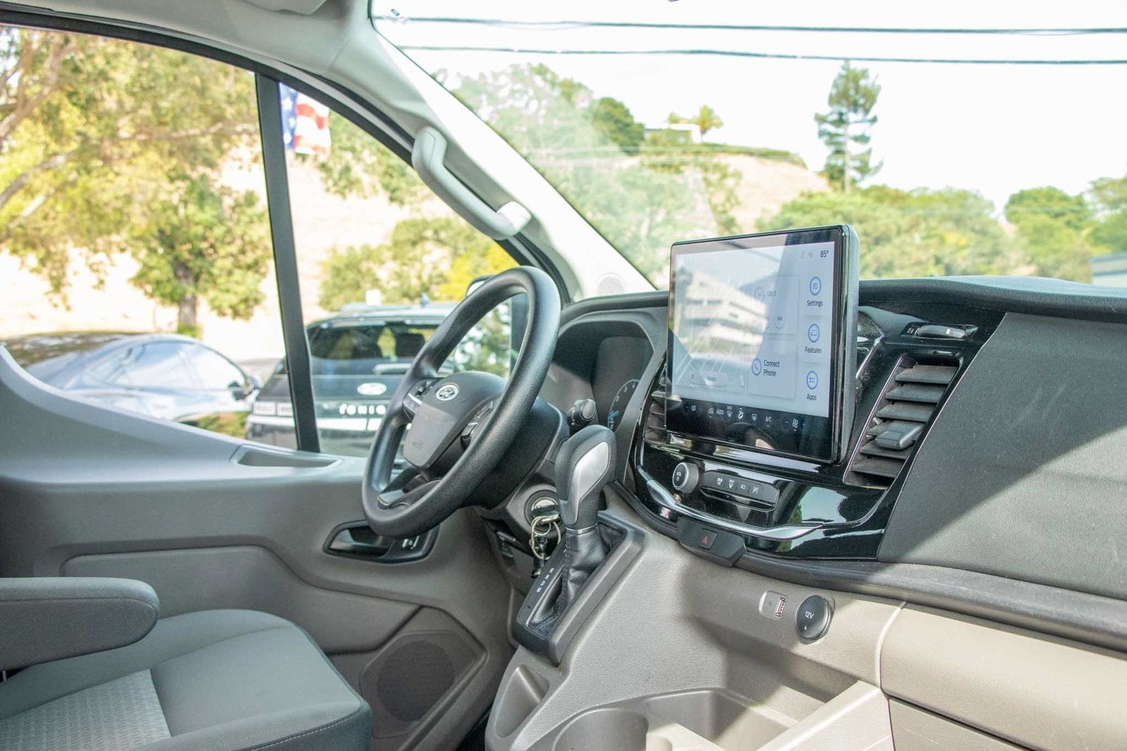 2023 Ford Transit Passenger Wagon XL