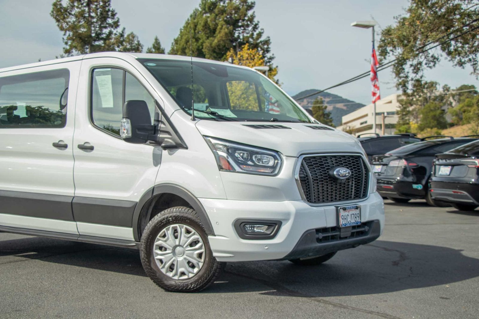 2023 Ford Transit Passenger Wagon XL