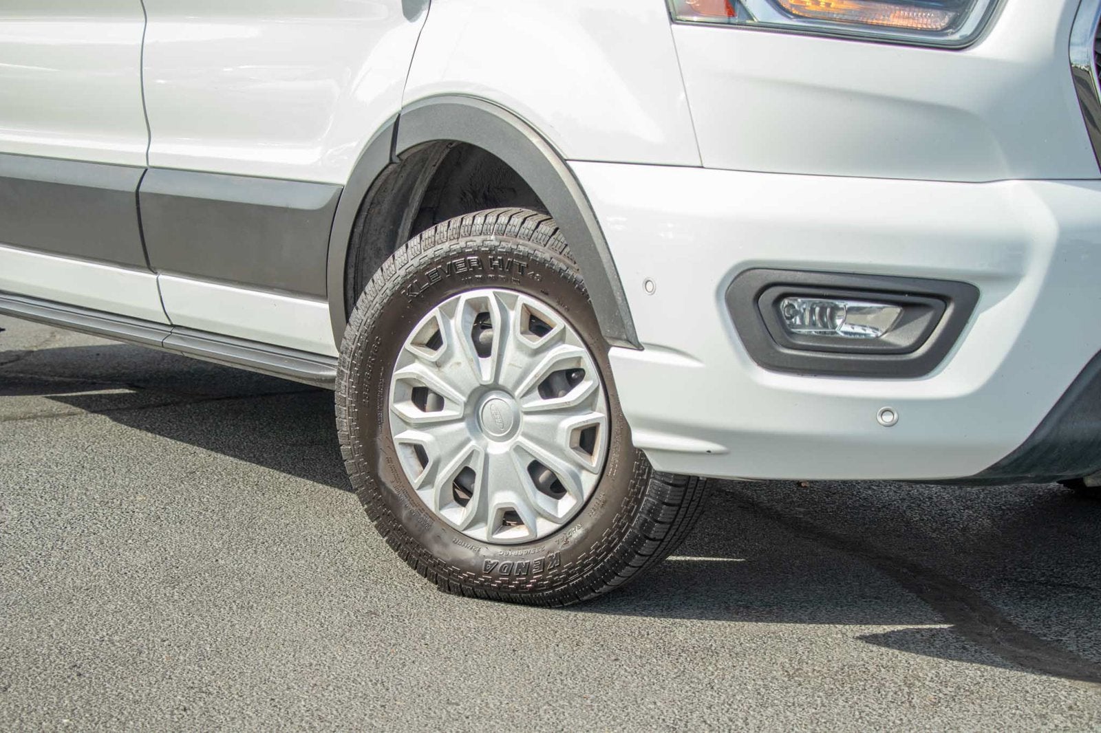 2023 Ford Transit Passenger Wagon XL
