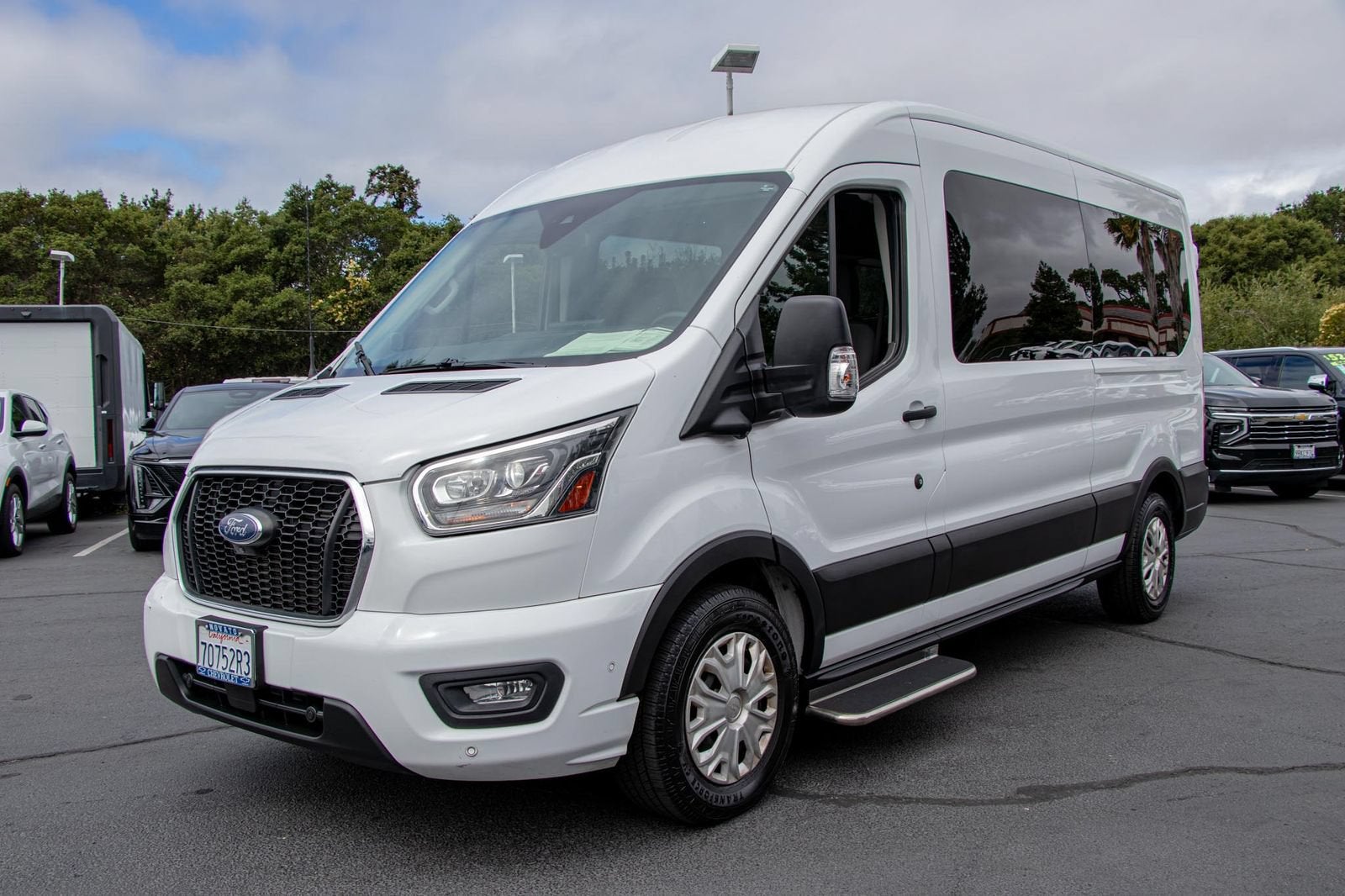 2023 Ford Transit Passenger Wagon XL