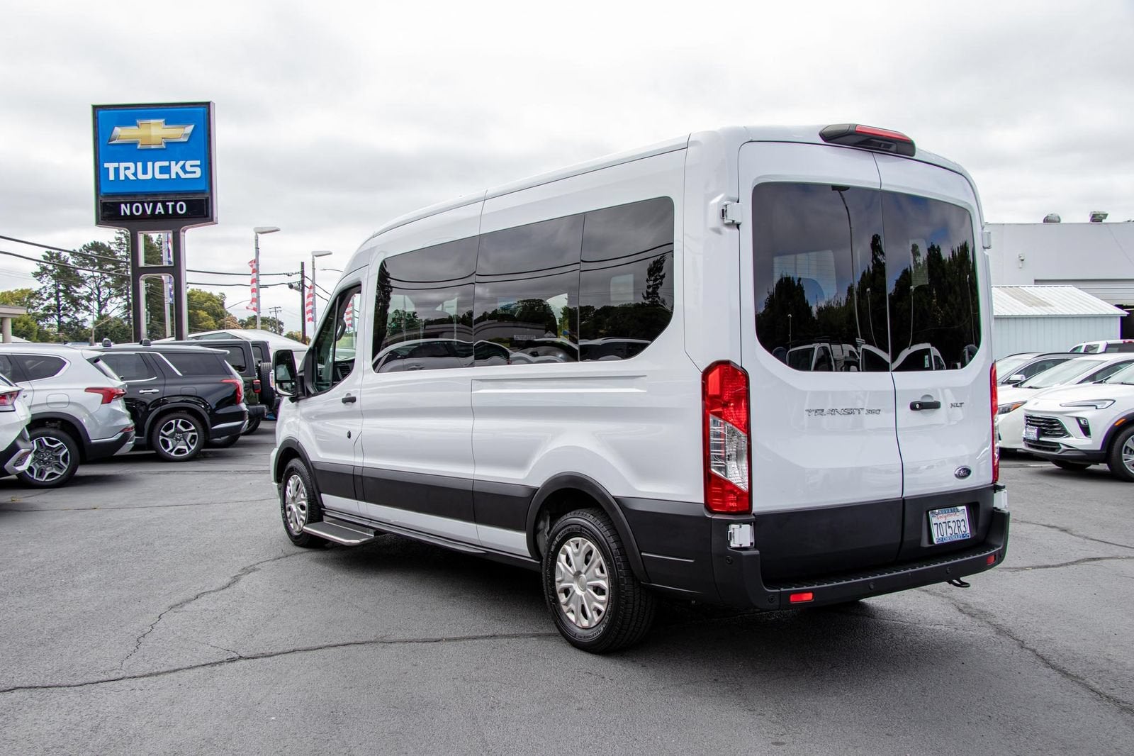 2023 Ford Transit Passenger Wagon XL