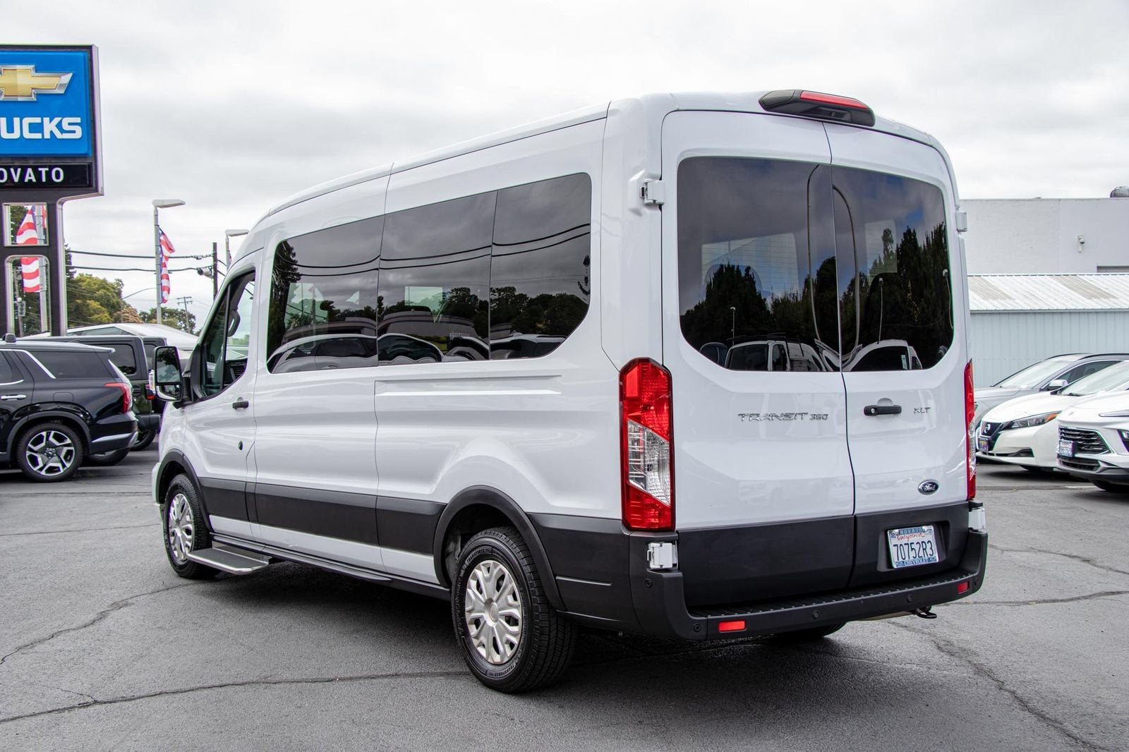2023 Ford Transit Passenger Wagon XL