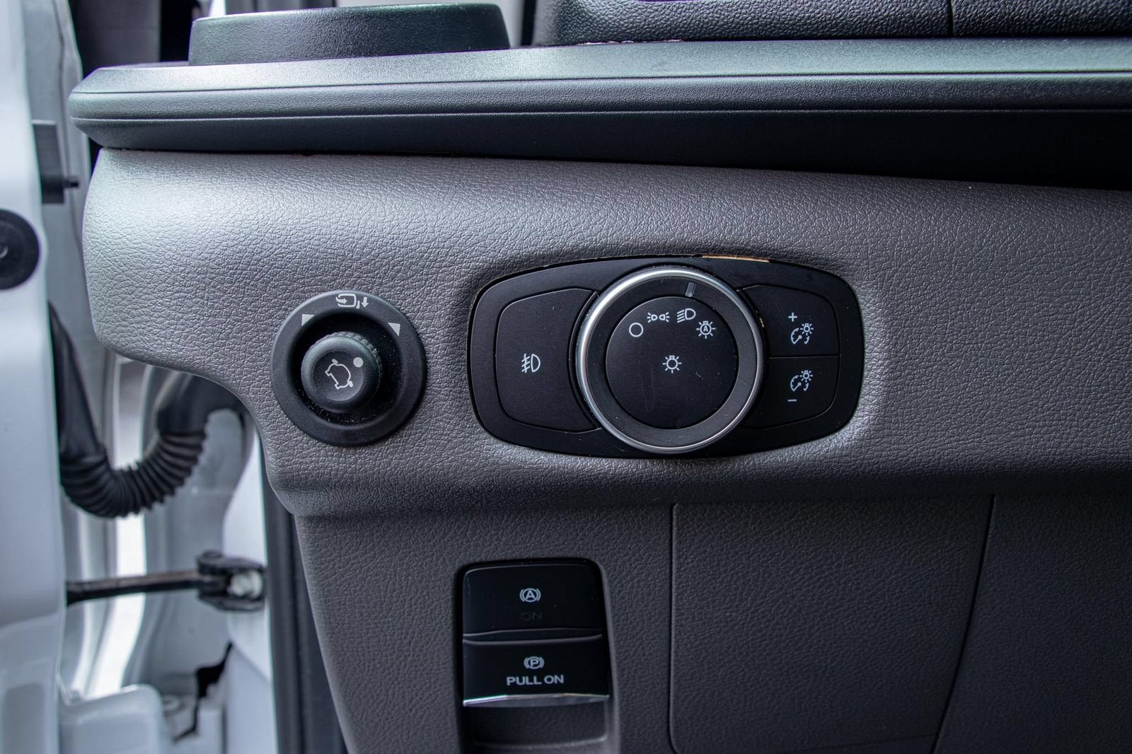 2023 Ford Transit Passenger Wagon XL
