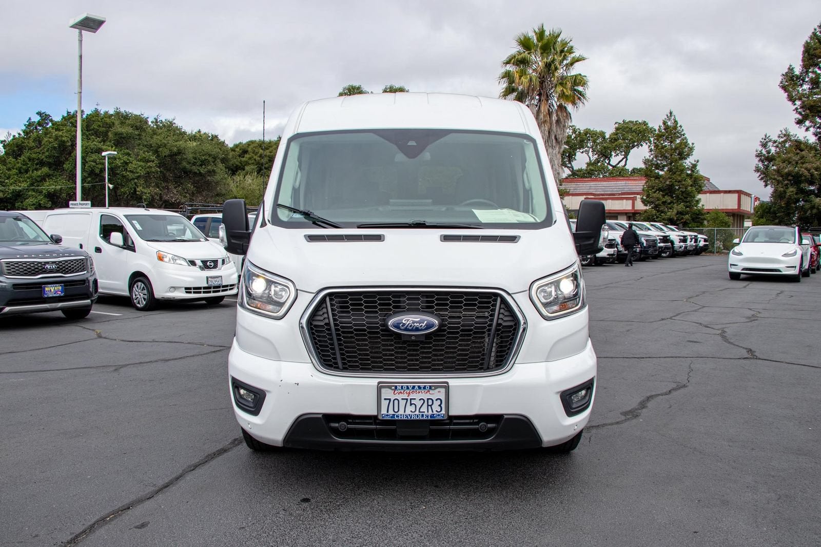 2023 Ford Transit Passenger Wagon XL