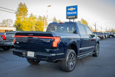 2024 Ford F-150 Lightning LARIAT