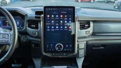 2024 Ford F-150 Lightning LARIAT