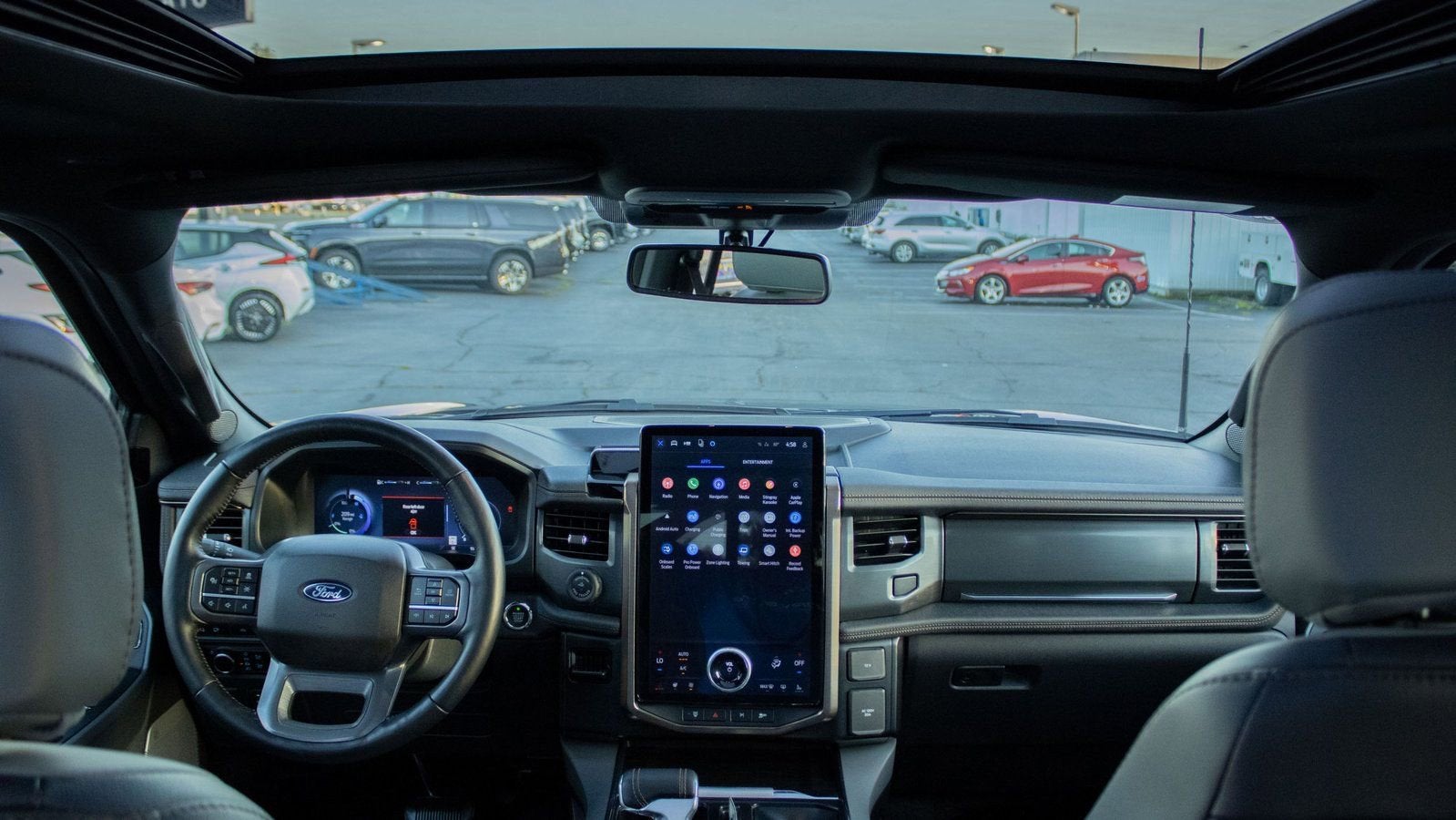 2024 Ford F-150 Lightning LARIAT