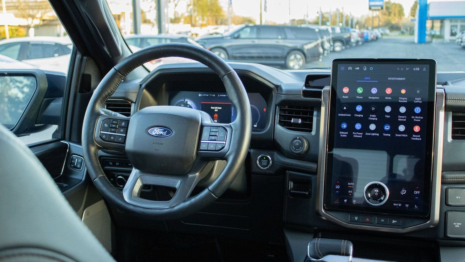 2024 Ford F-150 Lightning LARIAT