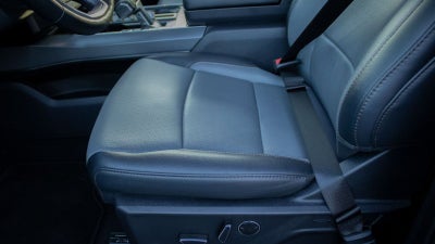 2024 Ford F-150 Lightning LARIAT