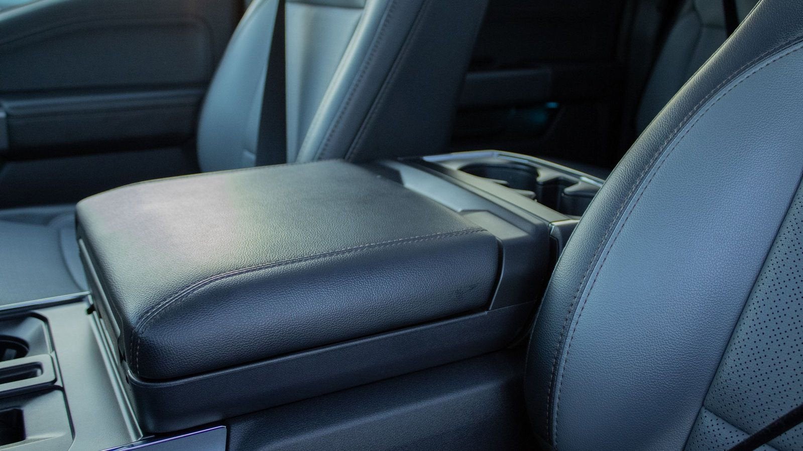 2024 Ford F-150 Lightning LARIAT