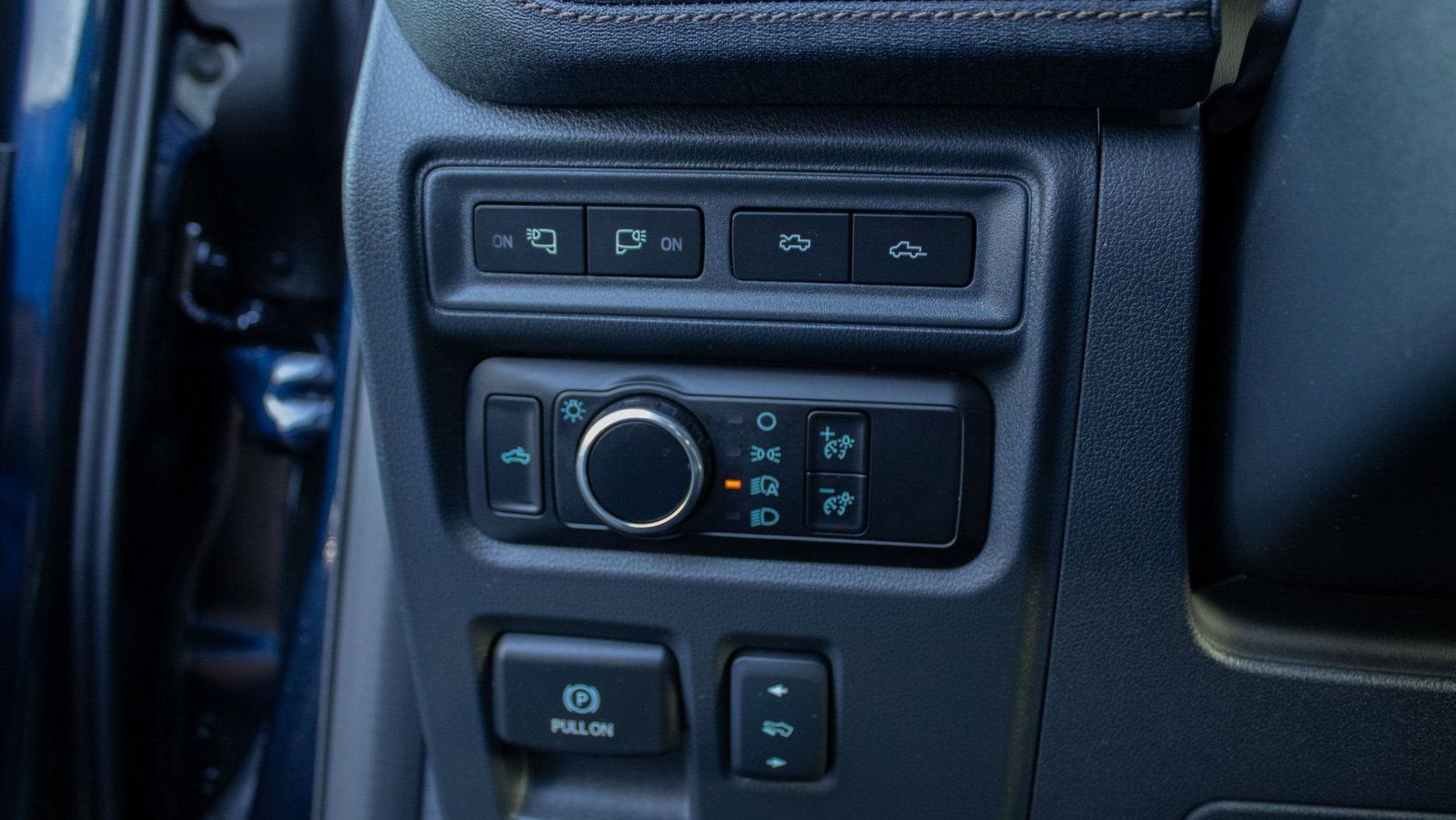 2024 Ford F-150 Lightning LARIAT