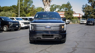 2023 Ford F-150 Lightning LARIAT