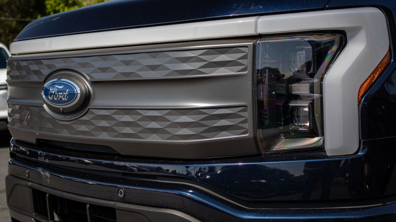 2023 Ford F-150 Lightning LARIAT
