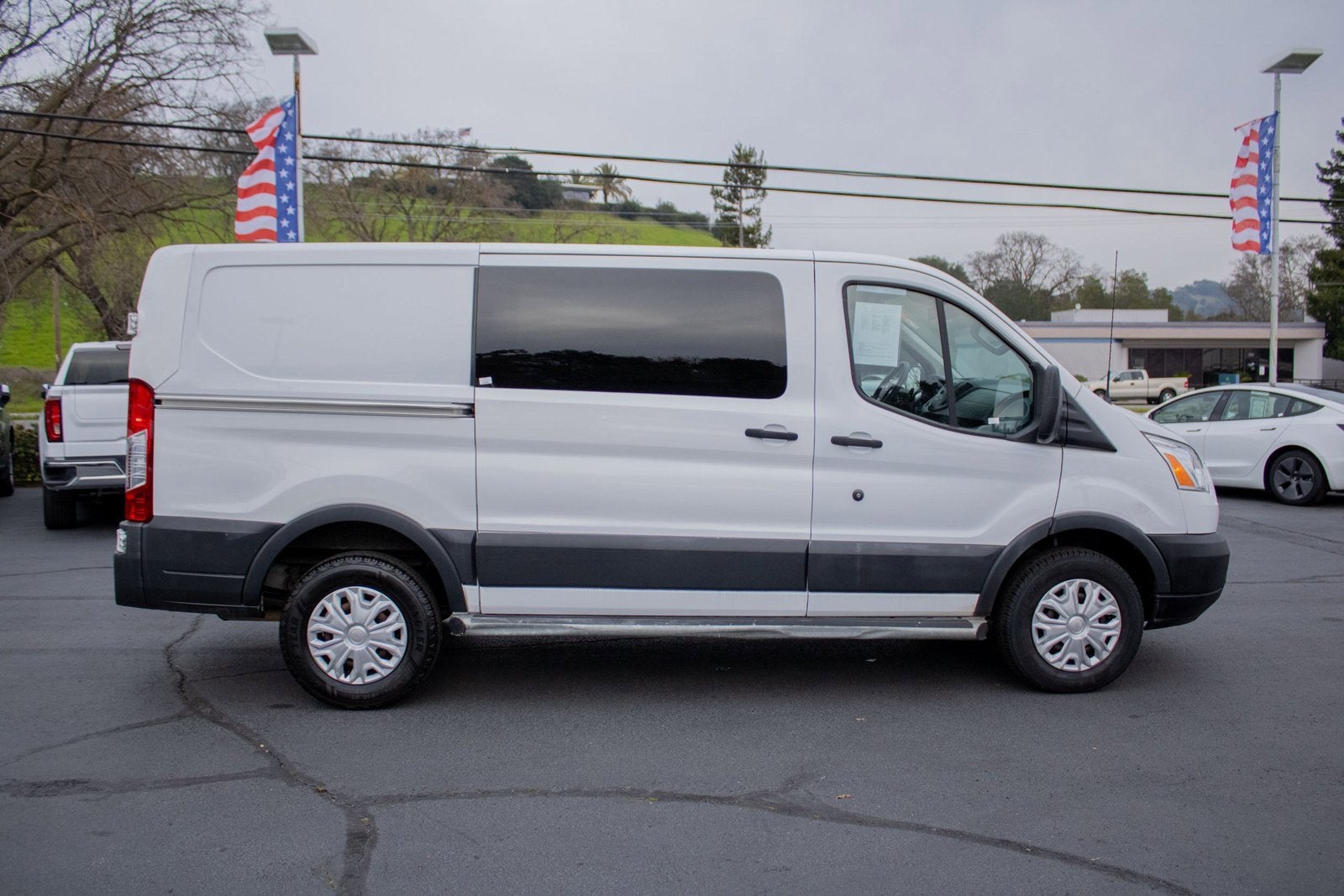 2018 Ford Transit-250 T-250 130 LW RF S