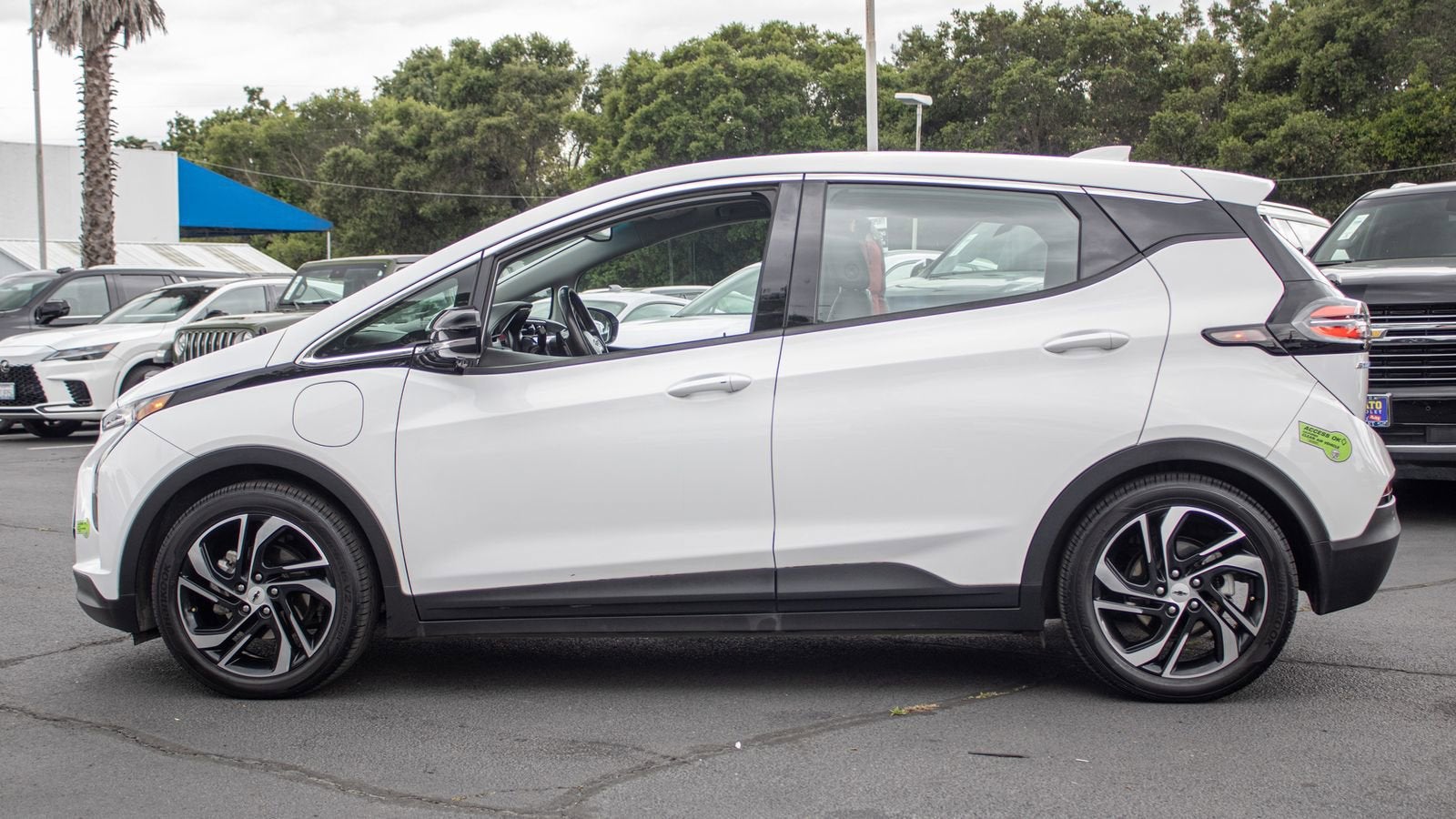 2023 Chevrolet Bolt EV 2LT