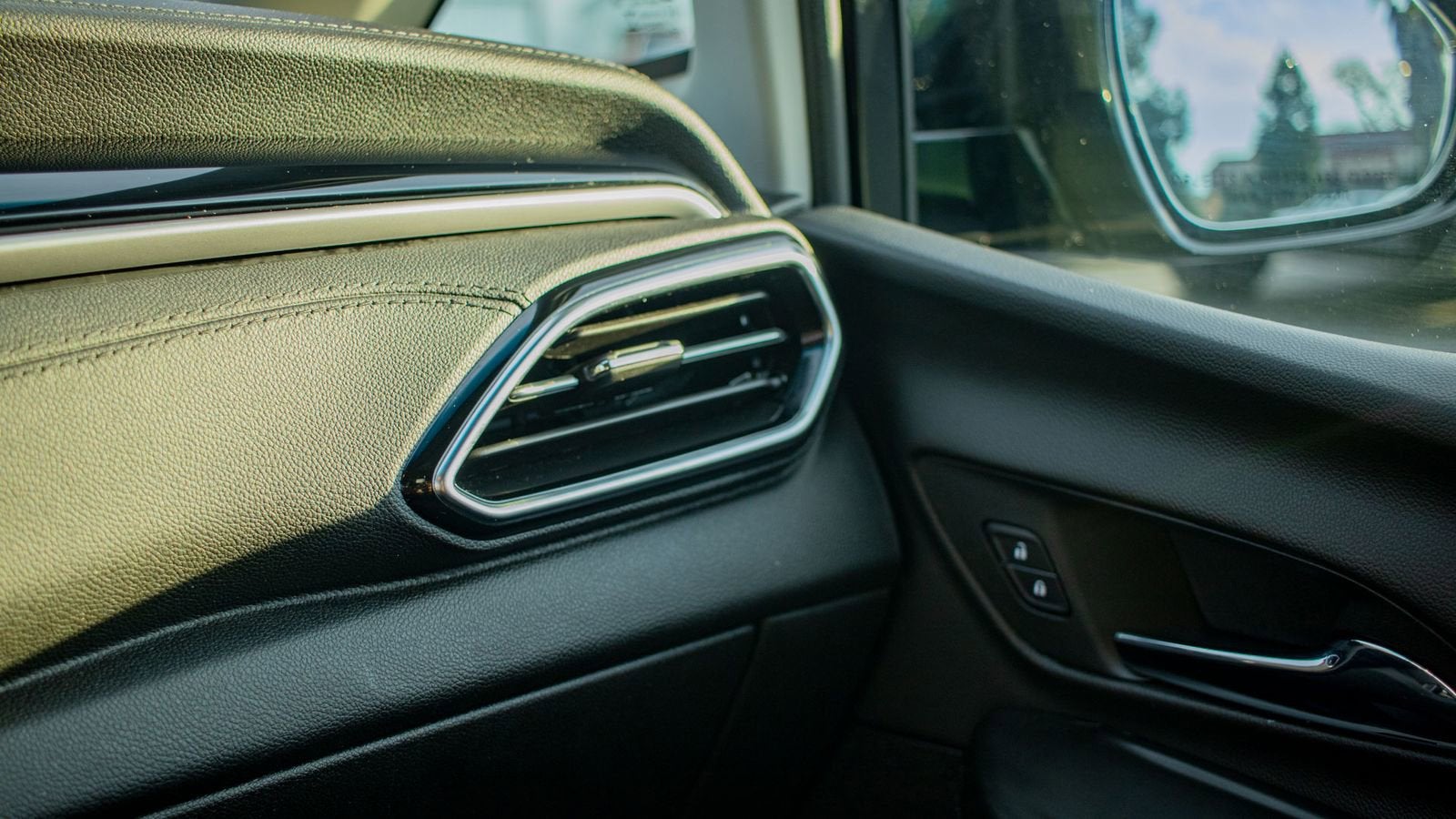 2023 Chevrolet Bolt EV 2LT