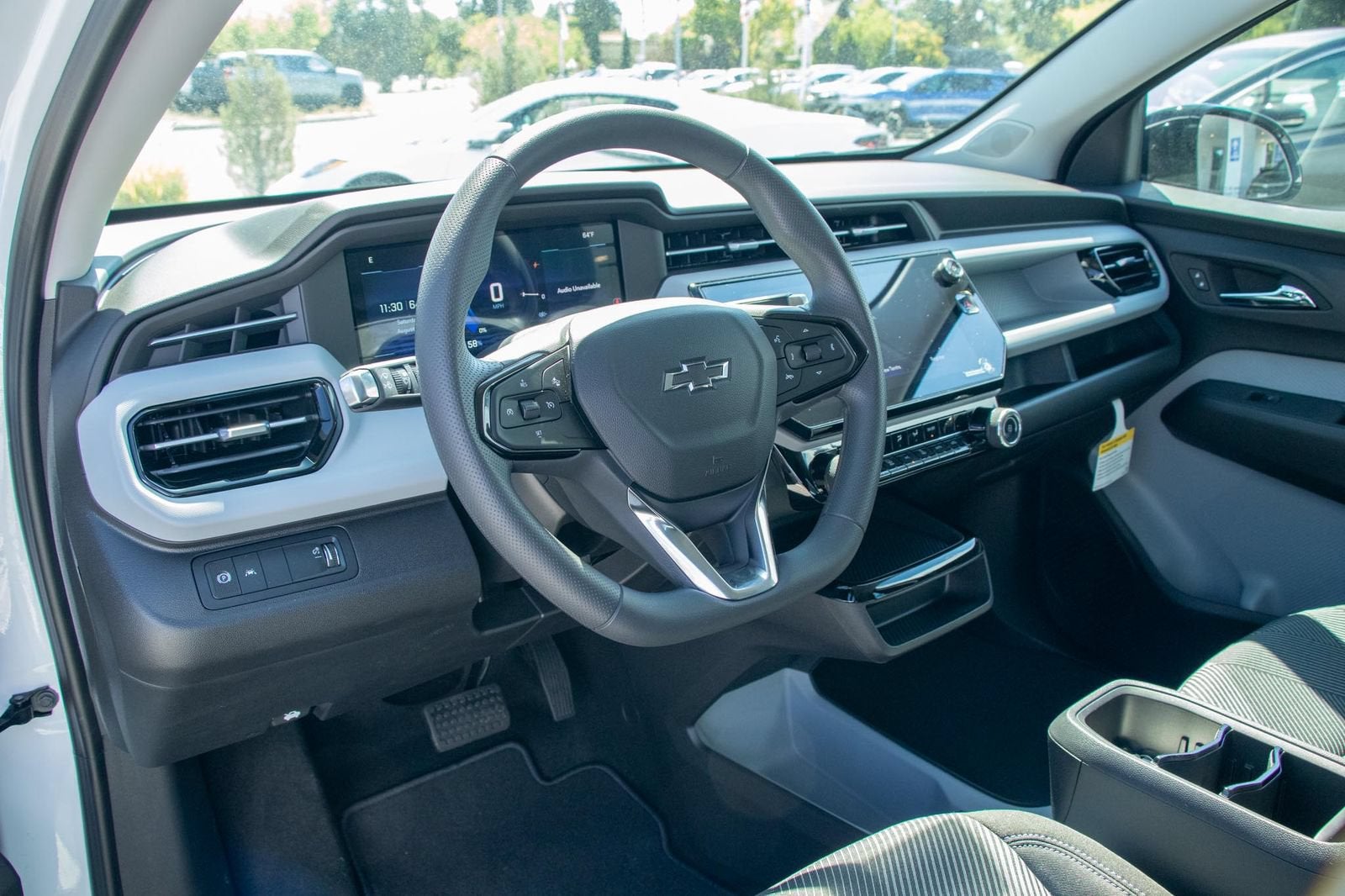 2027 Chevrolet Bolt LT - Photo 18