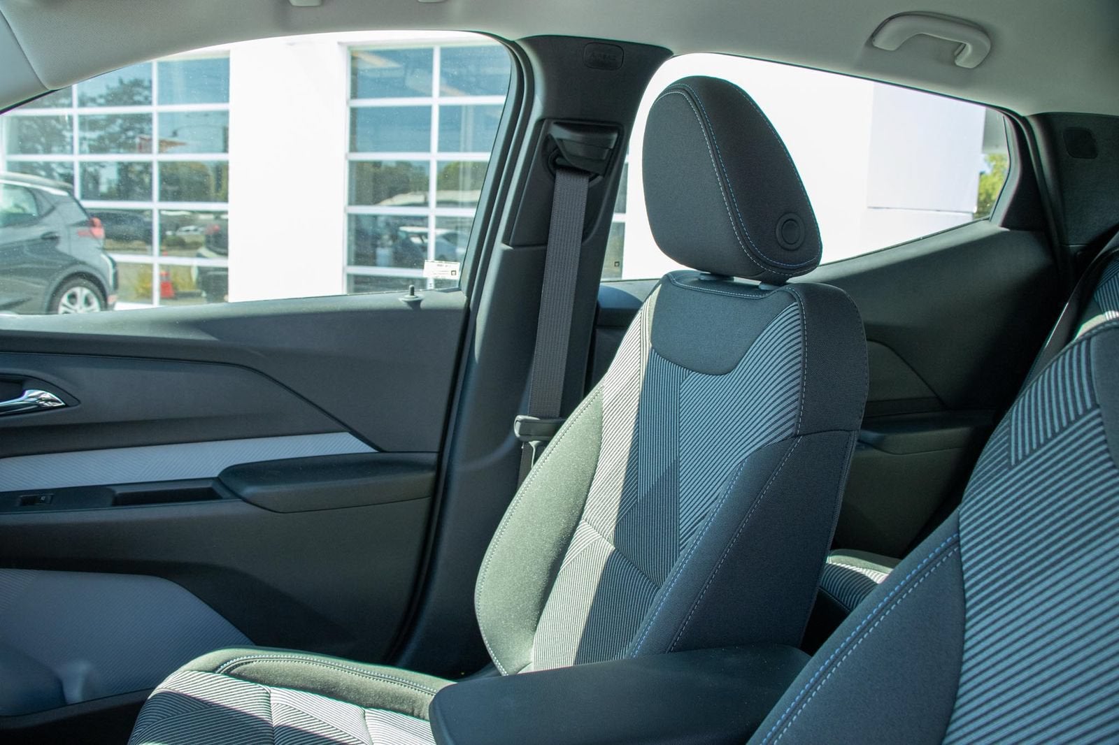 2027 Chevrolet Bolt LT - Photo 23