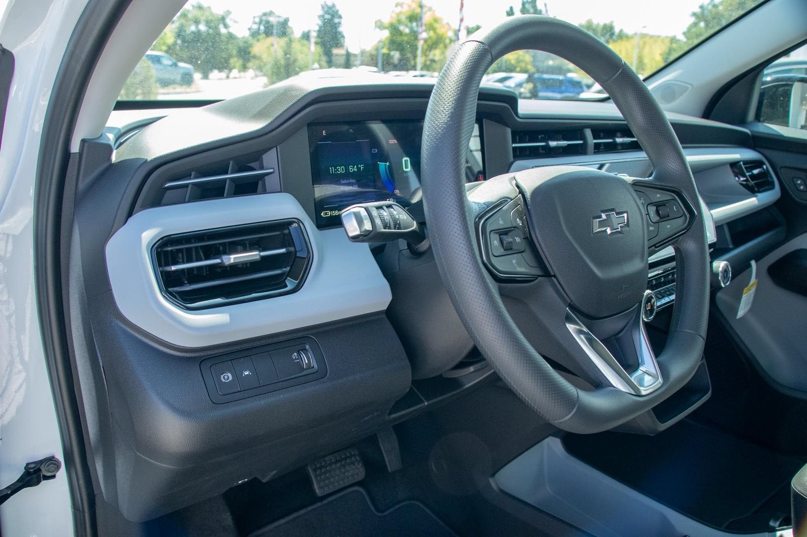 2027 Chevrolet Bolt LT - Photo 24