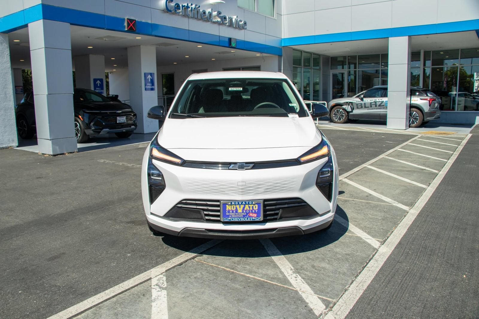 2027 Chevrolet Bolt LT - Photo 6