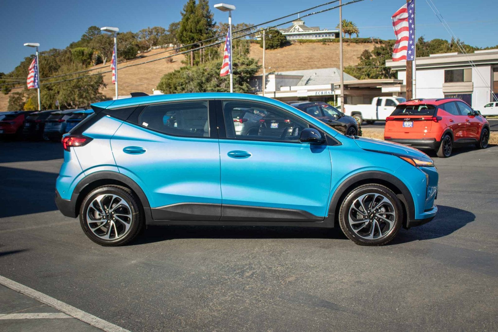 2027 Chevrolet Bolt LT - Photo 10