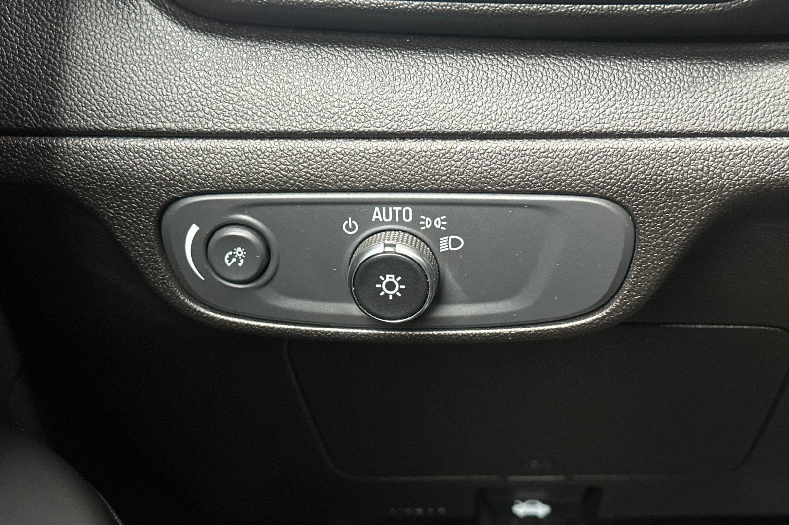 2022 Chevrolet Bolt EUV LT