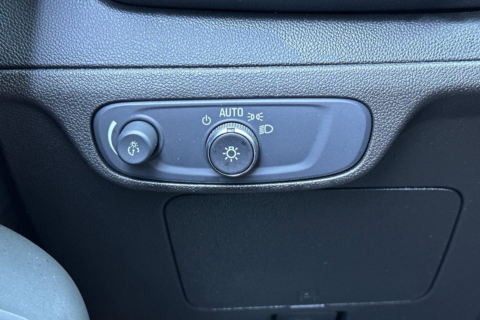 2022 Chevrolet Bolt EUV LT