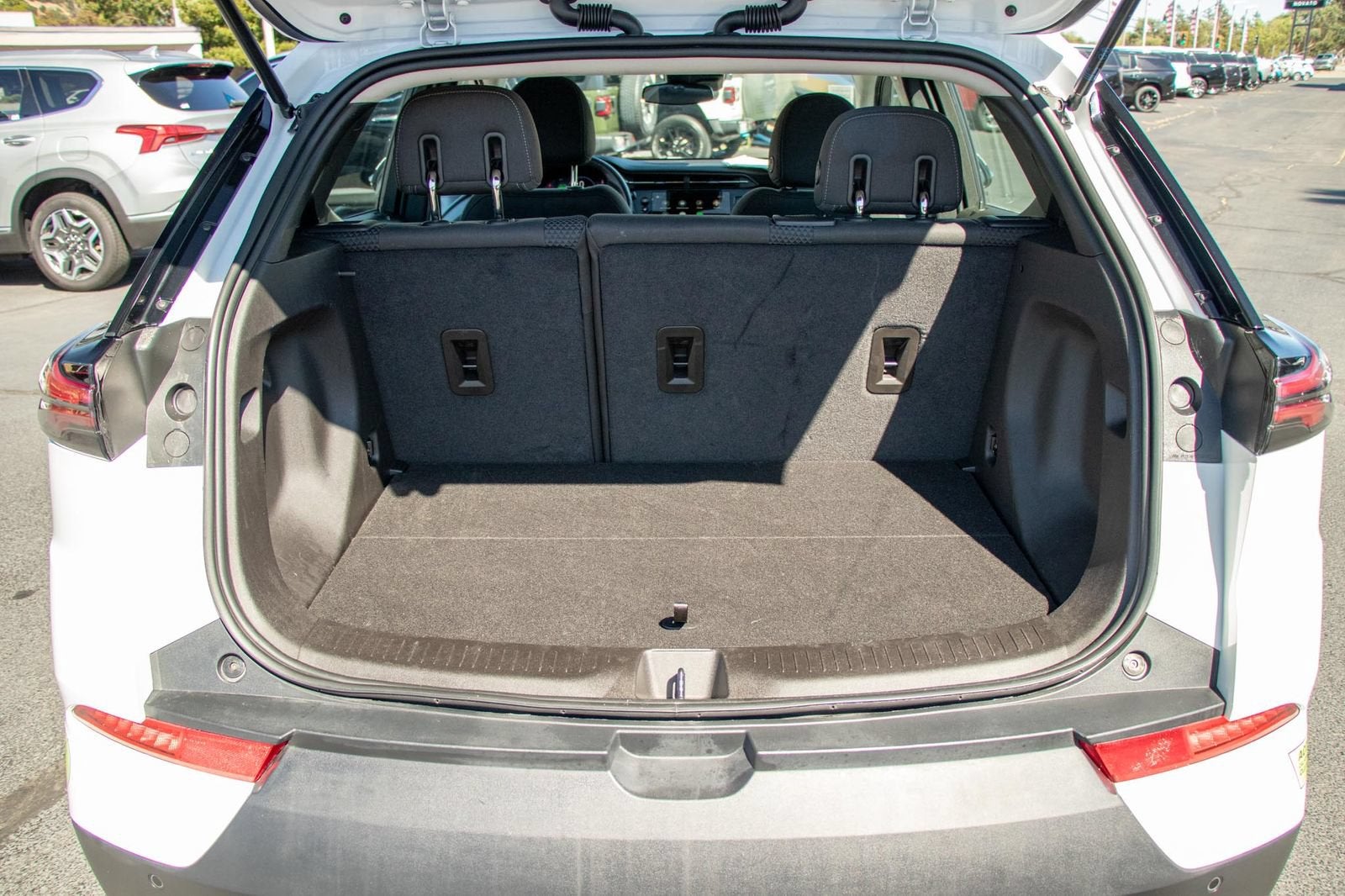 2023 Chevrolet Bolt EUV LT