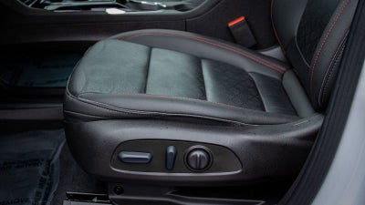 2023 Chevrolet Bolt EUV LT Redline