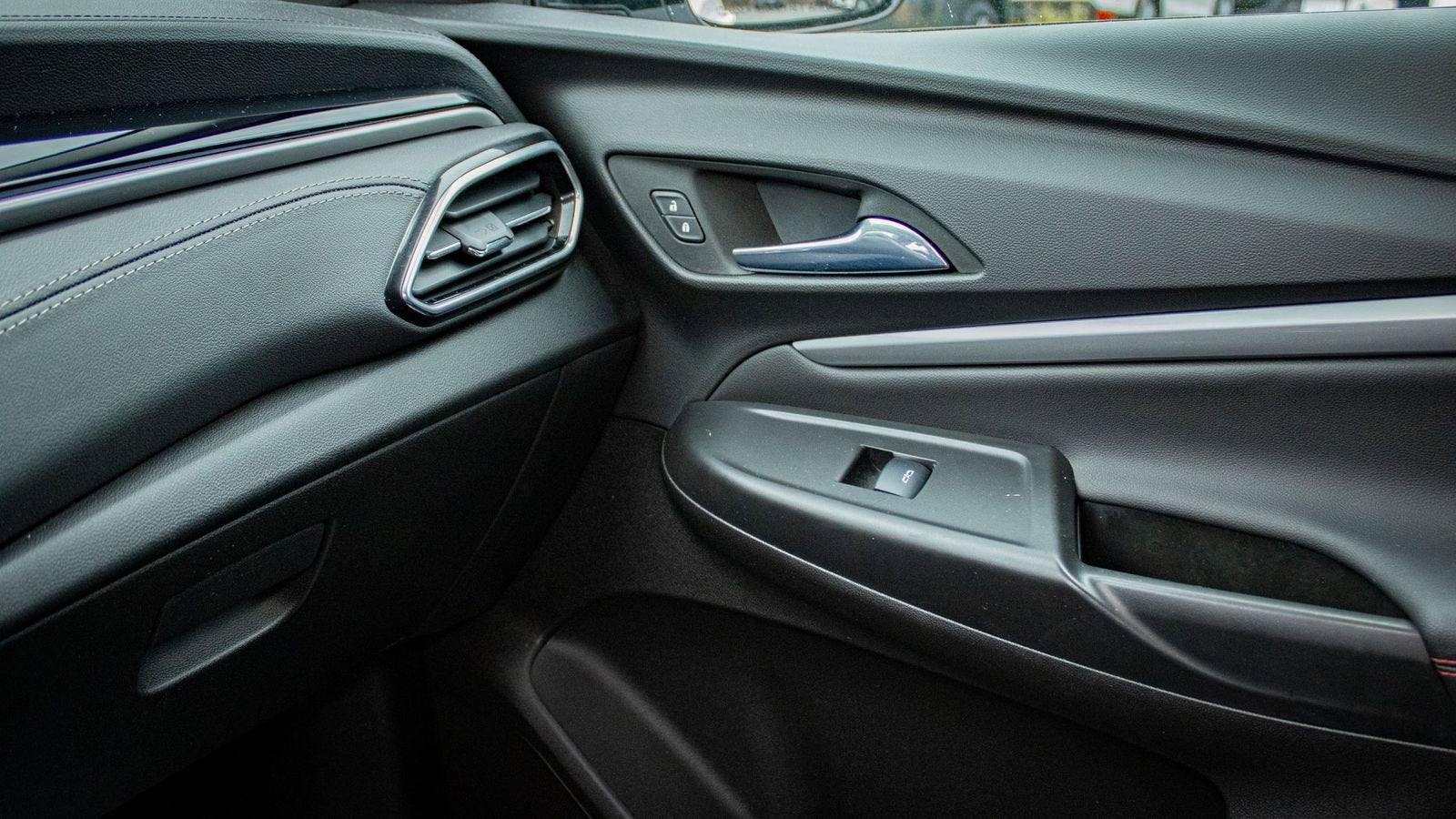 2023 Chevrolet Bolt EUV LT Redline