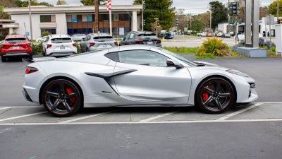 2026 Chevrolet Corvette E-Ray 2LZ