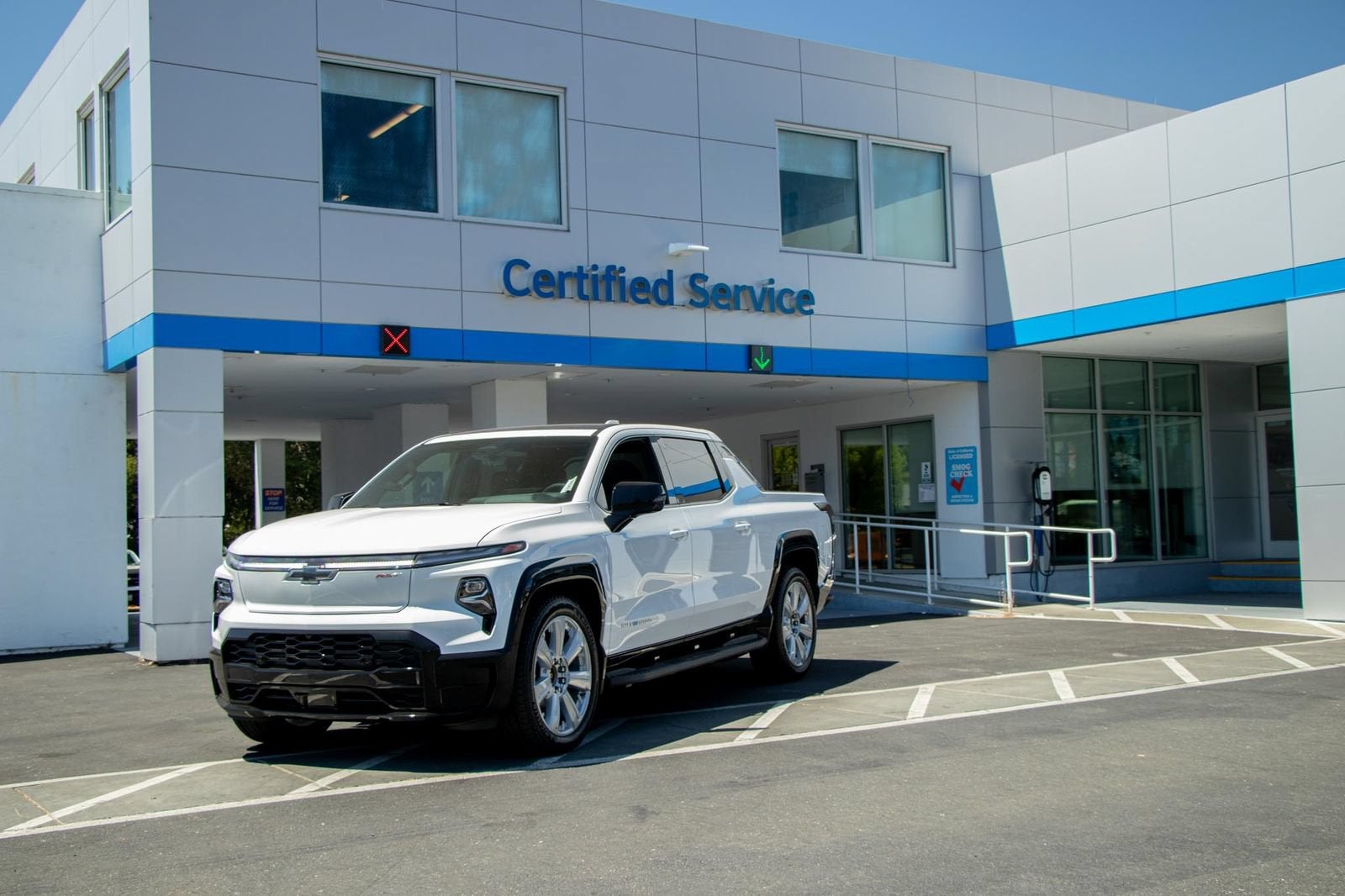 2026 Chevrolet Silverado EV RST Stars and Steel Edition - Max Range