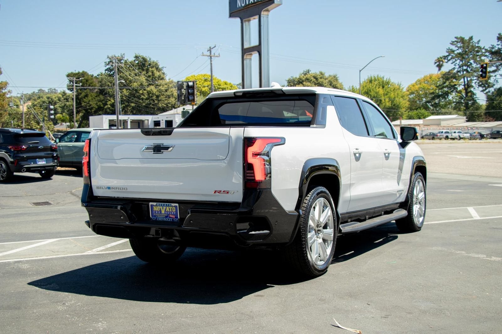 2026 Chevrolet Silverado EV RST Stars and Steel Edition - Max Range