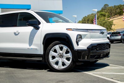 2026 Chevrolet Silverado EV RST Stars and Steel Edition - Max Range