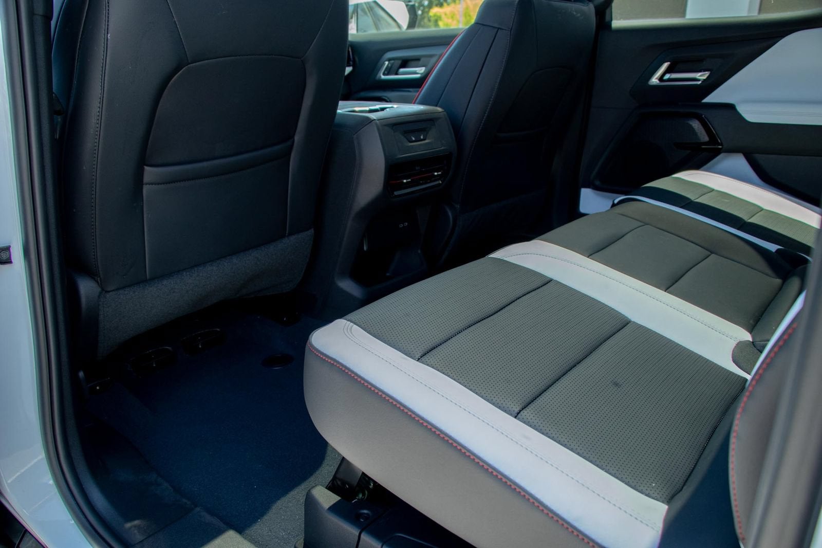 2026 Chevrolet Silverado EV RST Stars and Steel Edition - Max Range
