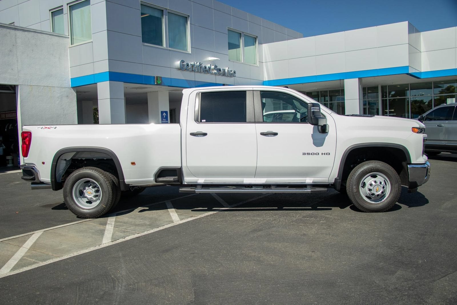2026 Chevrolet Silverado 3500 HD WT DRW