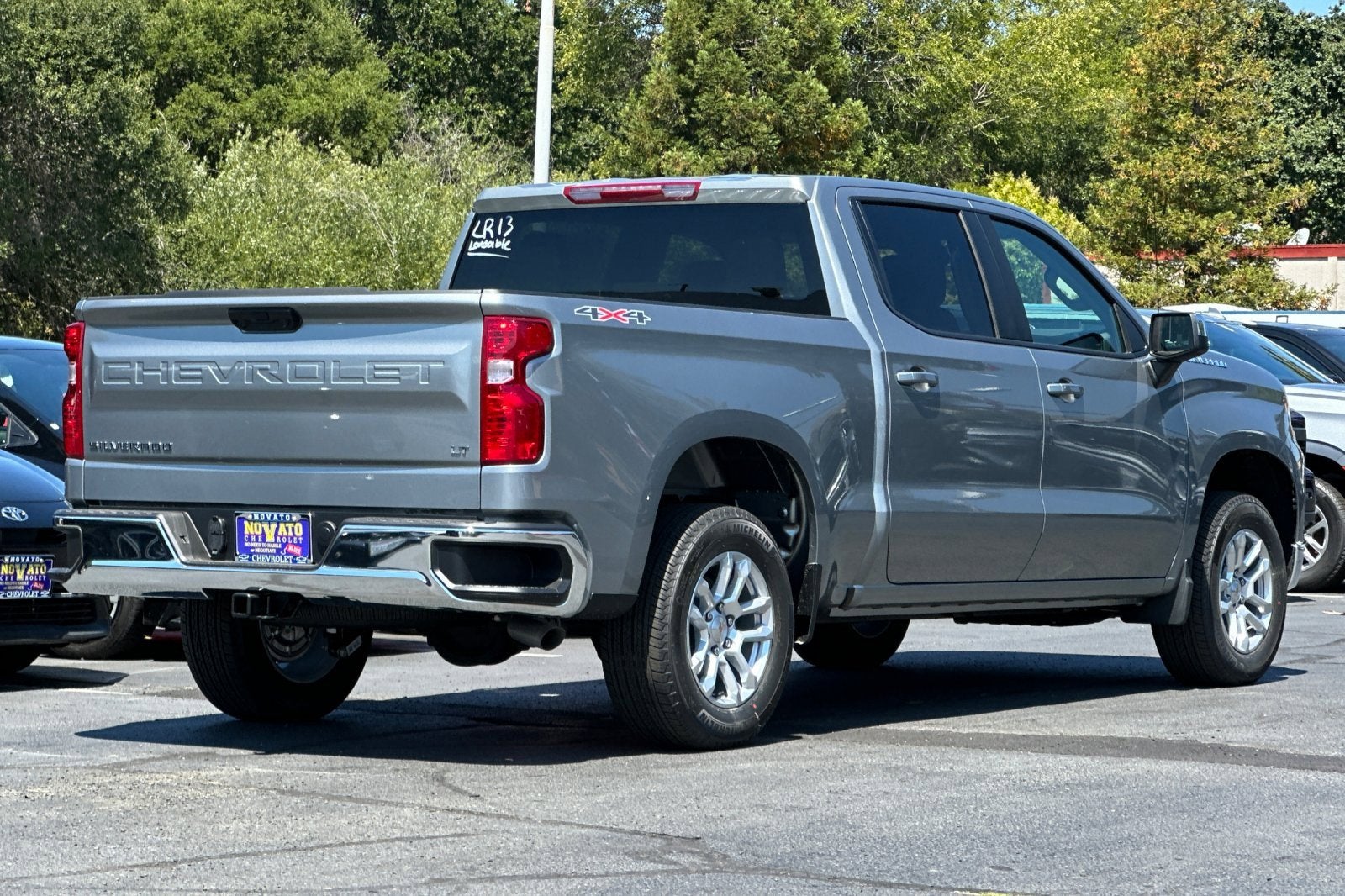 2025 Chevrolet Silverado 1500 LT (2FL)