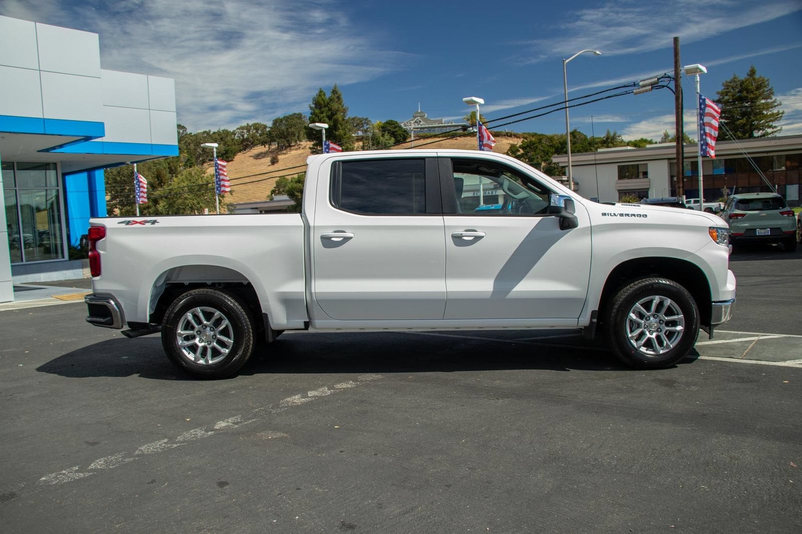 2026 Chevrolet Silverado 1500 LT (2FL)