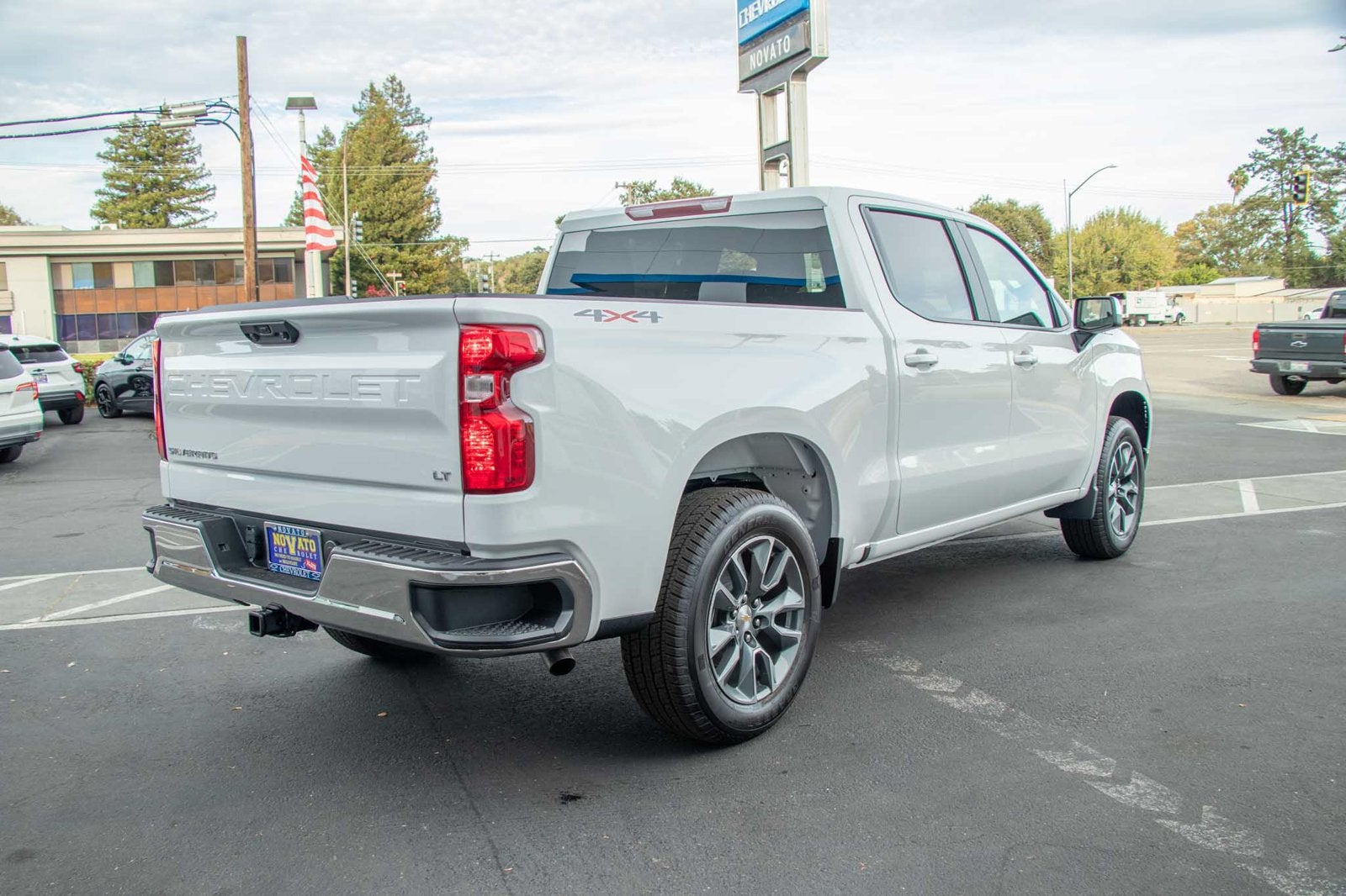 2026 Chevrolet Silverado 1500 LT (2FL)